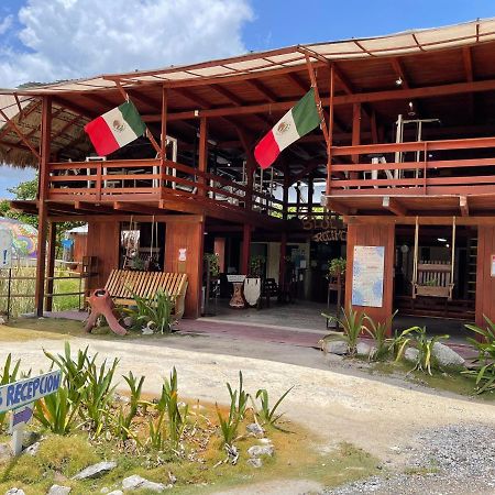 Eco Cabanas Bluekay Hotel Mahahual Exterior photo